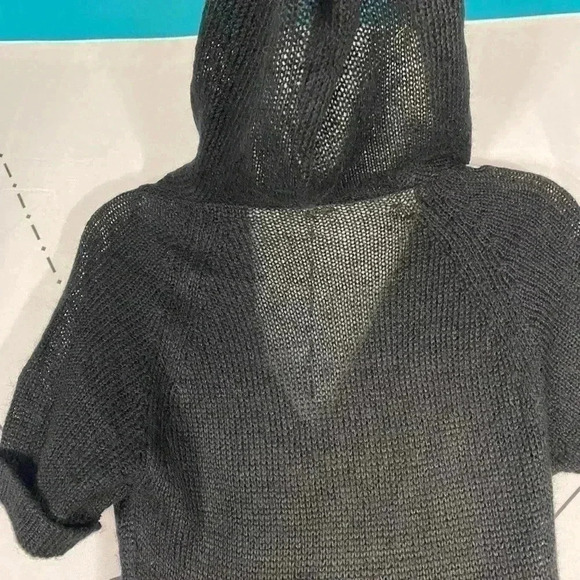 Boutique Proof Black V-Neck Knit Lightweight Hooded Coverup Dress - Picture 6 of 7